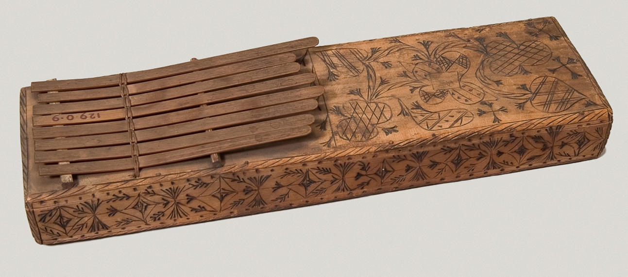 Lamellaphone (1900.39.62)