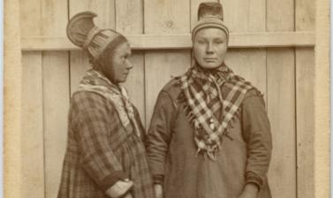 Portrait of two Saami women, standing, wearing distinctive hats. Photographer unknown; carte de visite issued by Braekstad & Co. Trondheim, Norway. Circa 1870s. (Copyright Pitt Rivers Museum, University of Oxford. Accession Number: 1941.8.41)